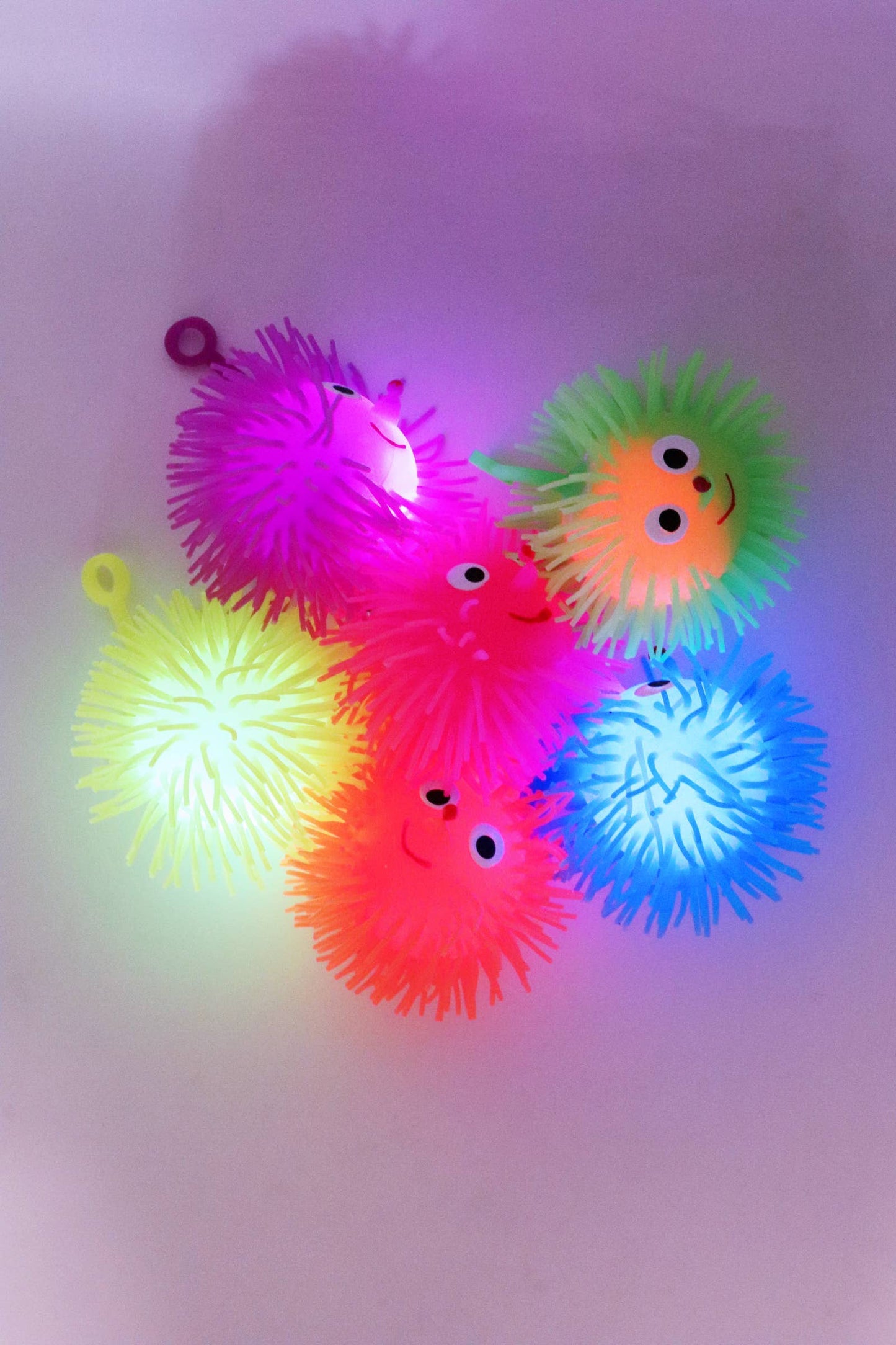 Smiley Puffer Led Light-up Squishy Ball