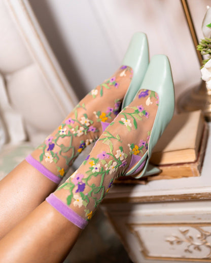 Heart Floral Sheer Crew Sock: Fits US W5.5-10