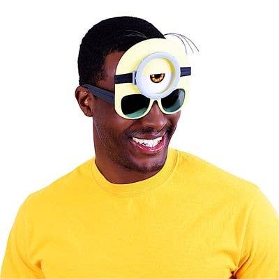 Officially Licensed Stuart Minion Goggle Sun Glasses