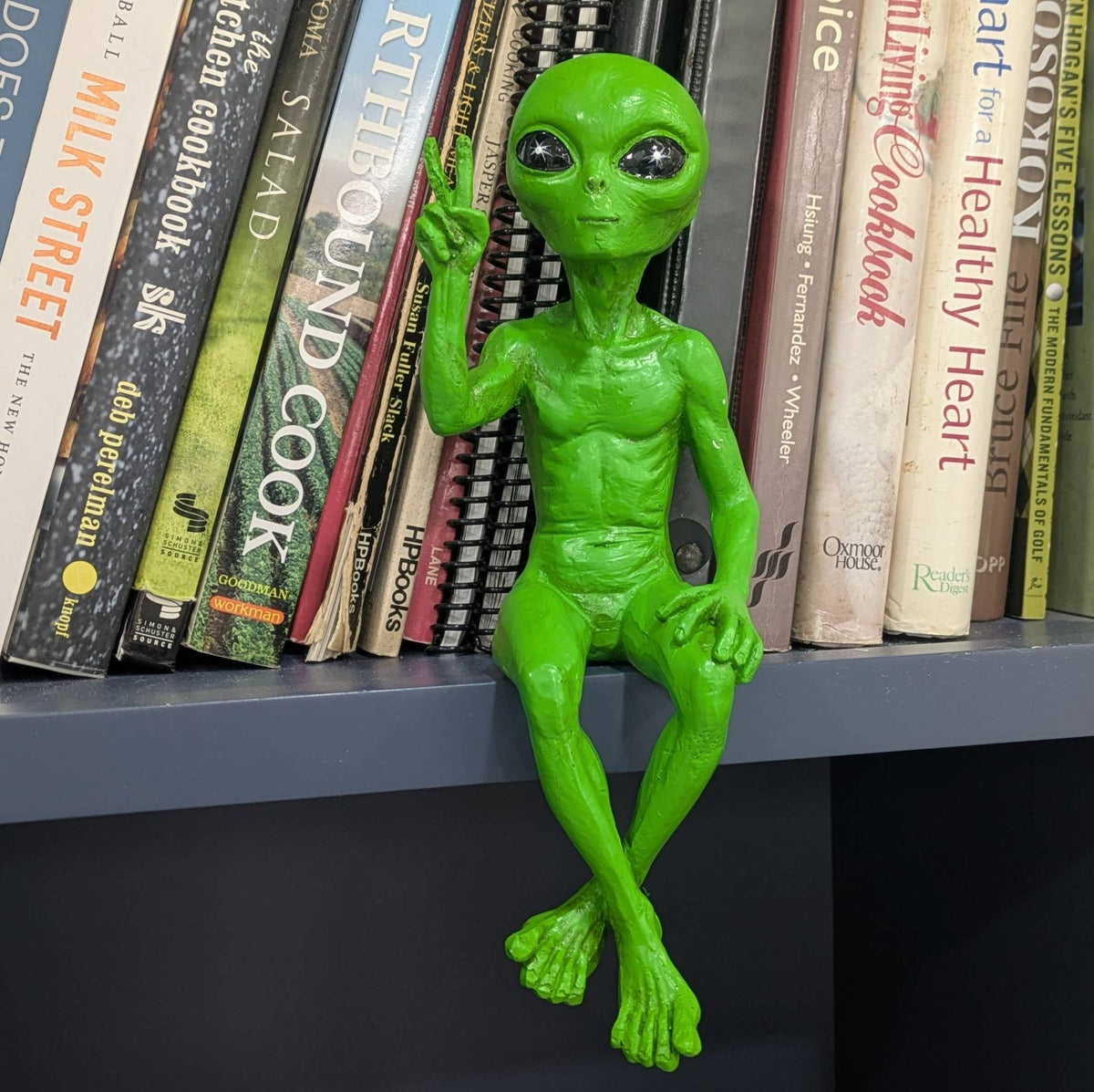 Alien Invasion Peace Dude Male Figurine 10": Green
