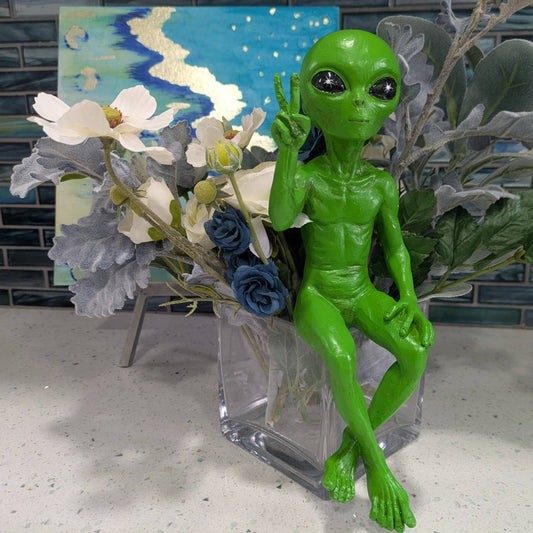 Alien Invasion Peace Dude Male Figurine 10": Green