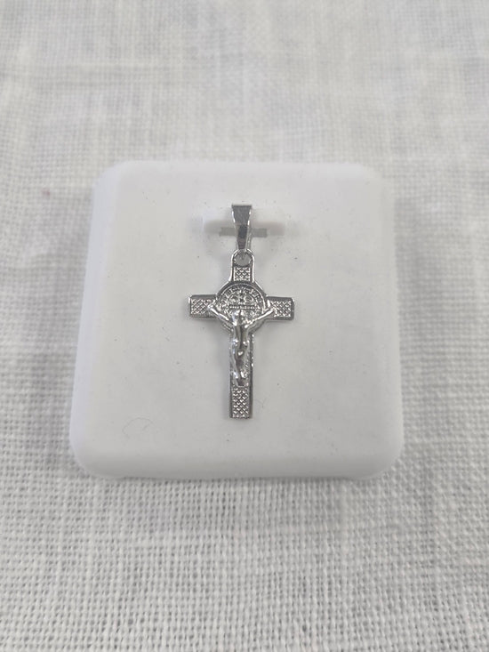 925 Sterling Silver Crucifix Pendant