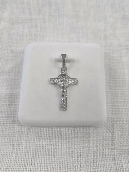 925 Sterling Silver Crucifix Pendant