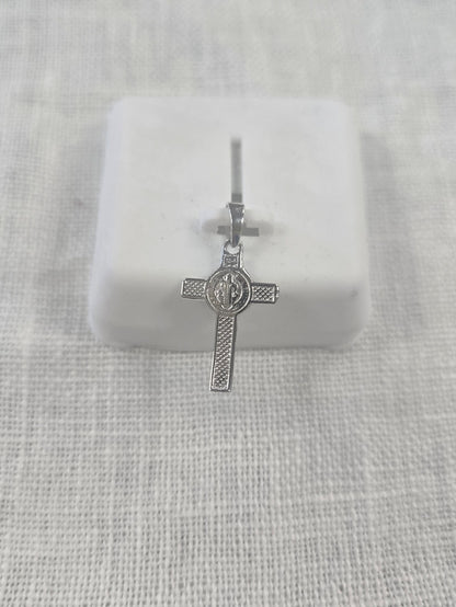 925 Sterling Silver Crucifix Pendant
