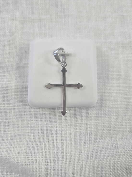 925 Sterling Silver Gothic Style Cross Pendant